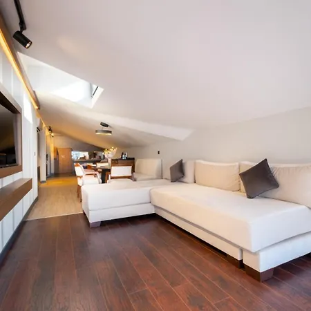 216 Bosphorus *