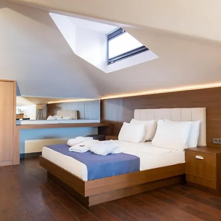 216 Bosphorus *