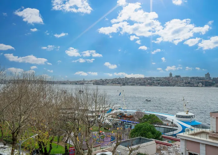 216 Bosphorus