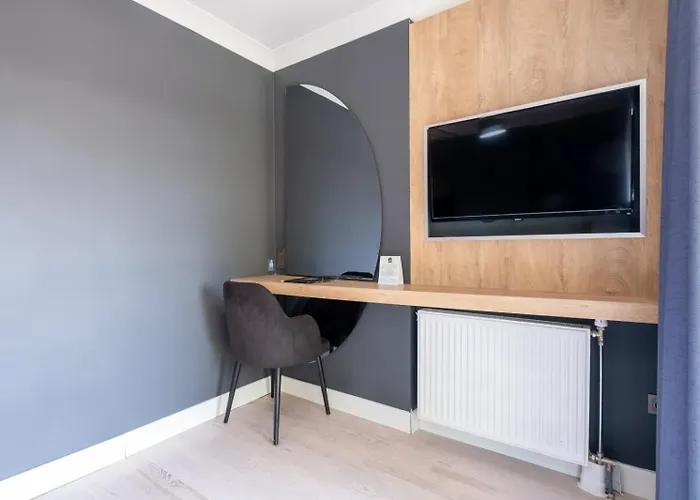 216 Bosphorus Hotel *